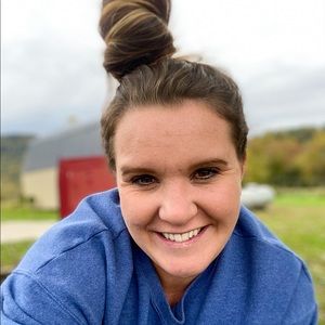 Meet your Posher, Casey